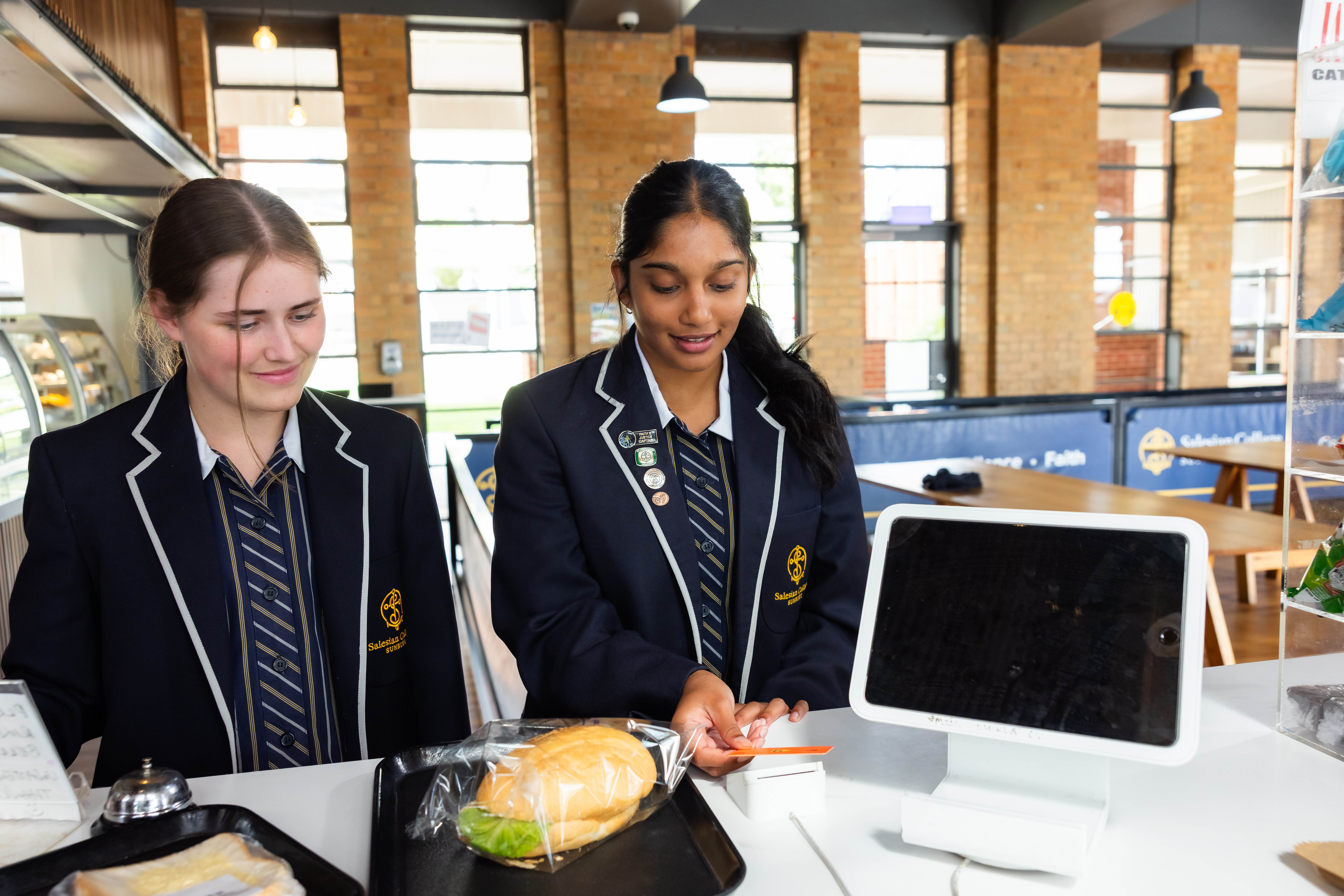 editorial-module-img